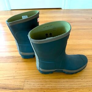 Almost new Hunter Gardner boots